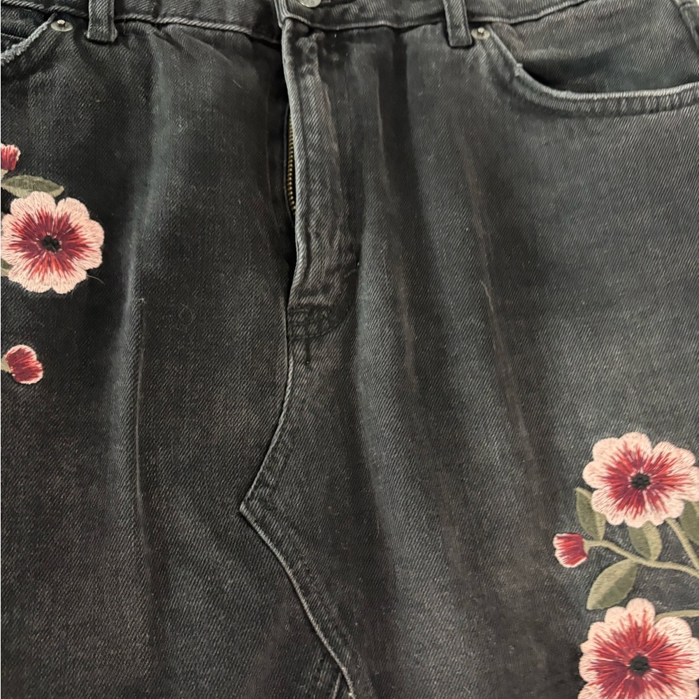 Topshop Black Embellished Mini Skirt - Picture 2 of 6